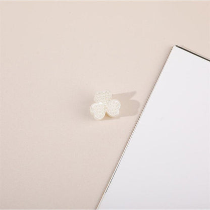 Elegant Ribbon Hair Clip